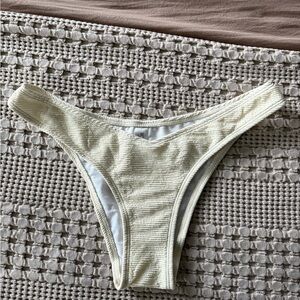 NEW Ivory Rose Ivory Textured Bikini Bottom Size 12‎